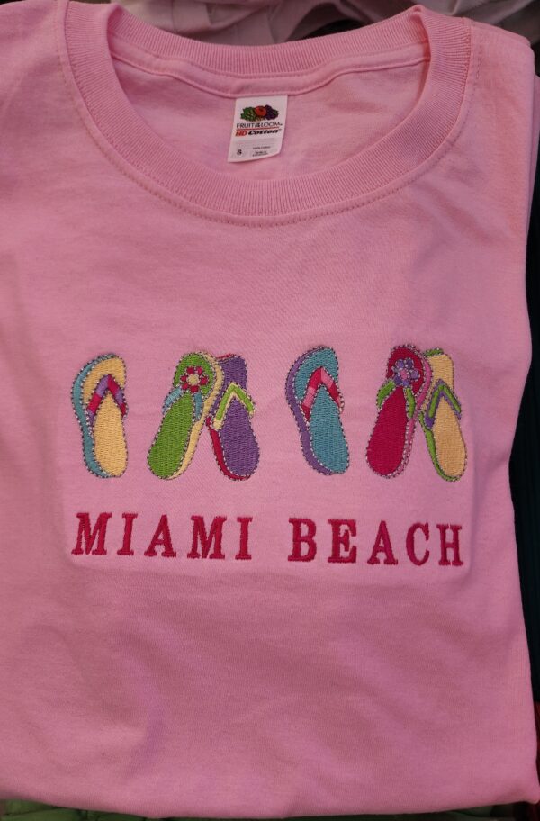 FRUIT&LOOM Miami Beach / 100% Cotton Embroidered Unisex T-Shirt